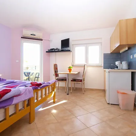 Zoran 1497 Apartment