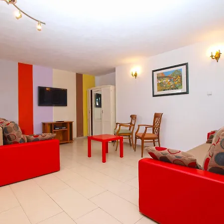 Zoran 1497 Apartment *