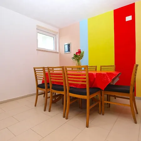 Apartment Zoran 1497 Pula